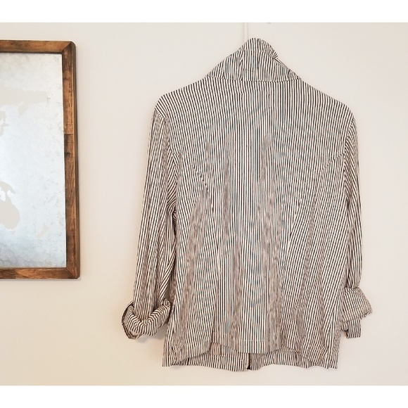 AMI Striped Jacket 🖤 - Picture 2 of 5